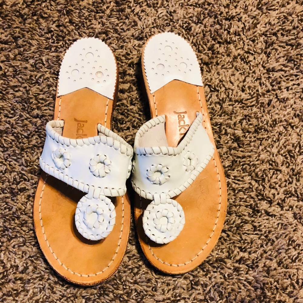 Great condition Jack Rogers!